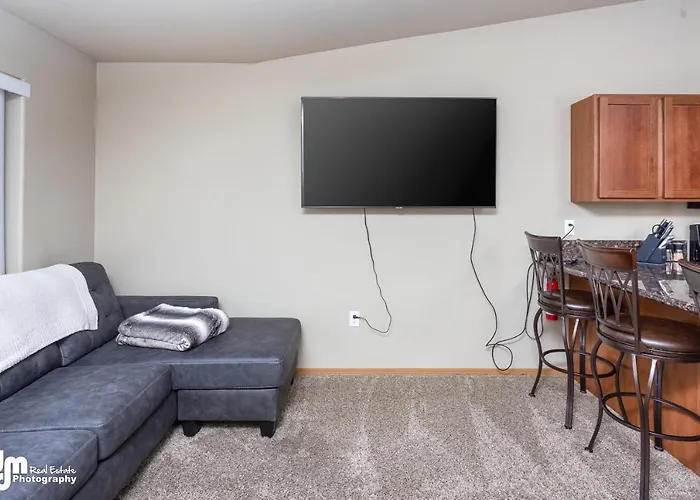 Tranquil Stay At Settlers Bay, Newly Furnished!